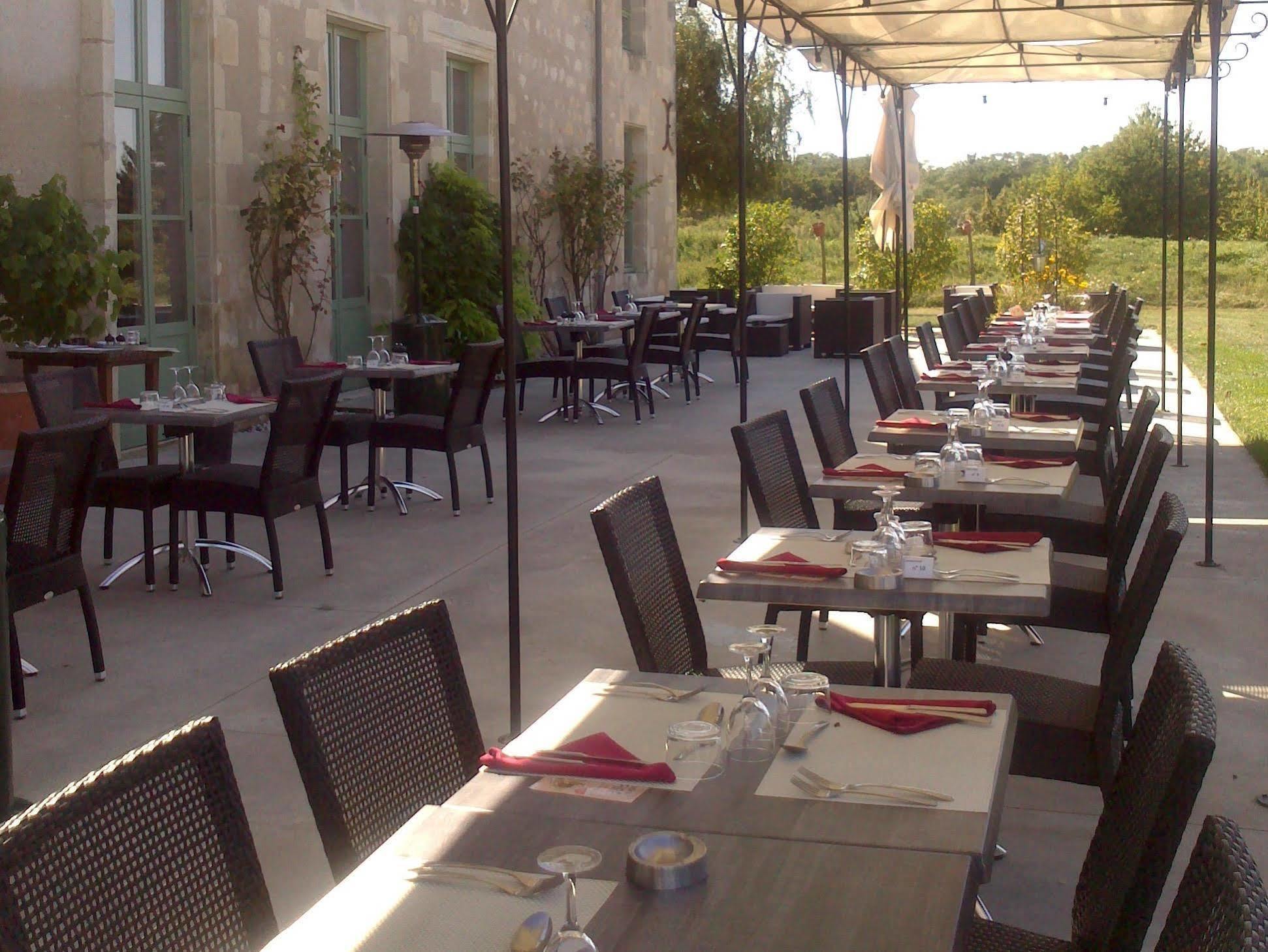 מלון Tercé Domaine Du Normandoux, The Originals Relais מראה חיצוני תמונה