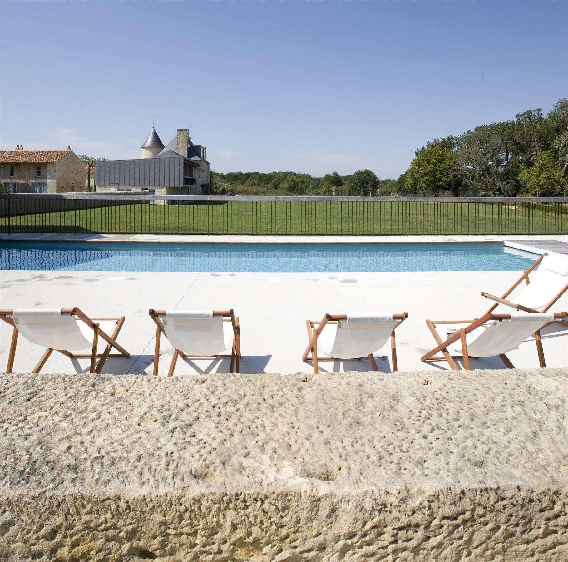 מלון Tercé Domaine Du Normandoux, The Originals Relais מראה חיצוני תמונה