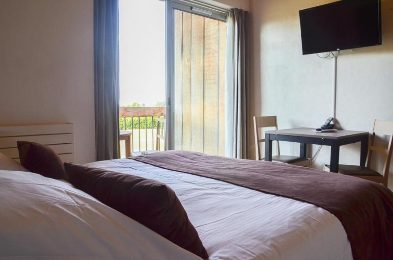 מלון Tercé Domaine Du Normandoux, The Originals Relais מראה חיצוני תמונה